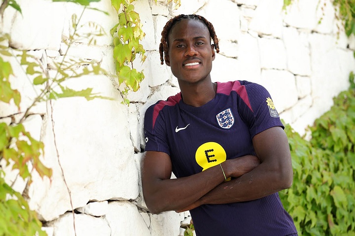 สิงโตเรียก ‘ชาโลบาห์,แทรฟฟอร์ด’ เสียบแทน ‘กอร์ดอน,โป๊ป’