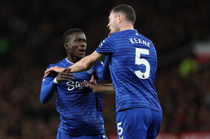 แข้งท๊อฟฟี่ปรบมือให้ ‘เกย์’ หลังขอโทษทีม