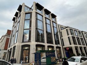 กลางเมืองกว่าเดิม! ผีเตรียมย้ายออฟฟิศลดต้นทุนบริหาร