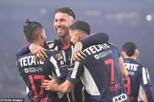 มอนเตอร์เรย์เริ่มถกสัญญารั้ง ‘พี่มอส’