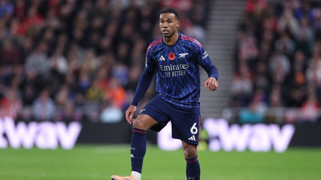 ปืนขาด ‘กาเบรียล’ คุมหลังดวลไก่, วิลล่าเยือนยูงทอง…ปรีวิว พรีเมียร์ลีก