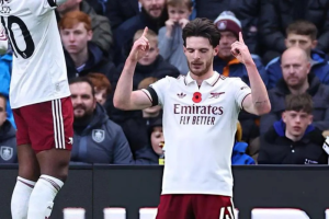 ที่มาท่าดีใจ! ‘ไรซ์’ อุทิศประตูแด่ ‘ป้าผู้ล่วงลับ’