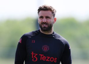 หลีกทางลิช่า?! บอสเจ๋งแย้มขยับ ‘ชอว์’ วิงแบ็คซ้าย