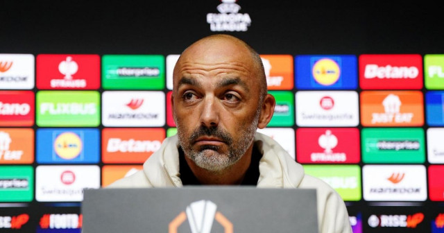 ทำเพื่อ?! ‘โค้ชมัคคาบี้’ โวยโดนสั่งมาถึงสนามก่อน 5 ชั่วโมง