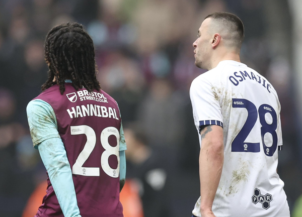 สั่งแบน ‘แข้งเปรสตัน’ 9 นัด ข้อหาเหยียด ‘ฮันนิบาล’