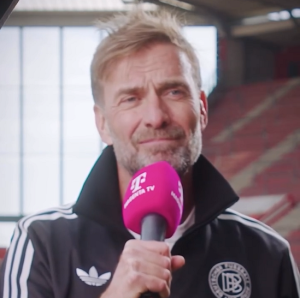 JK รับจ็อบเสริมเป็นกูรูวิเคราะห์บอลโลก