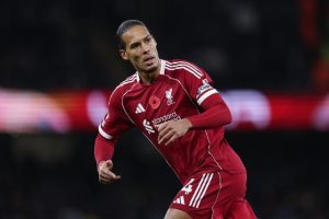 โฟกัสฟอร์มตัวเอง! เสี่ยหมูแนะ VvD อย่าสนเสียงนอกสนาม