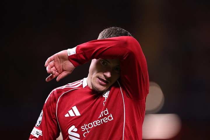 ‘เวียตซ์’ ไร้เงาลงซ้อมส่อพลาดบู๊พีเอสวี