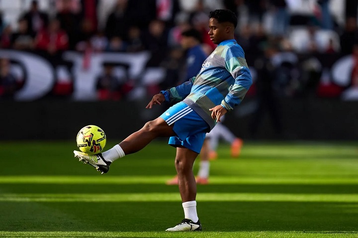 ลียงใกล้ตกลงราชันยืม ‘เอนดริก’ ครึ่งซีซั่นหลัง