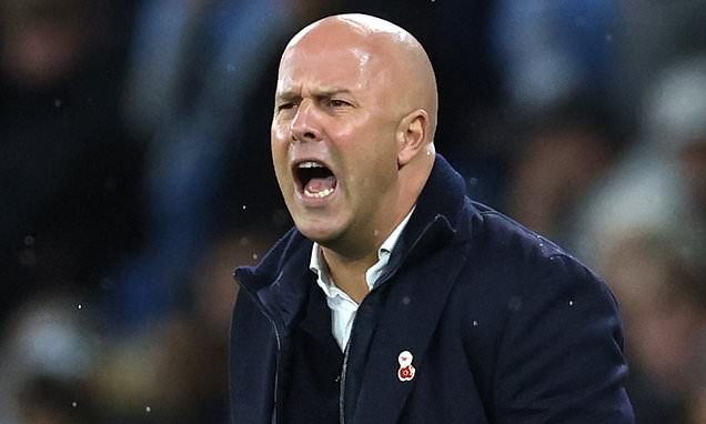 คัมแบ็คไหม?! ‘สล็อท’ หยอด ‘บังโม’ อยู่ในใจส่งตัวจริงเสมอ