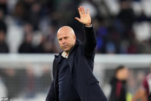 ขอบคุณ…’สล็อท’ ซึ้งแฟนหงส์ส่งกำลังใจปราบค้อน