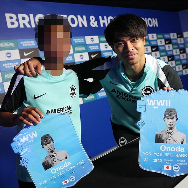 แฟนจีนเดือด! นางนวลโร่ขอโทษพลาดโพสต์รูป ‘นายพลญี่ปุ่น’