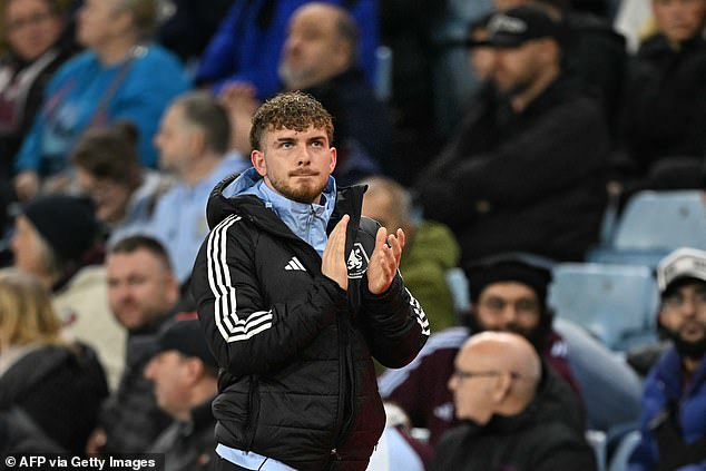 ไปถามวิลล่า! ‘สล็อท’ ปัดตอบ ‘เอลเลียตต์’ กลับหงส์