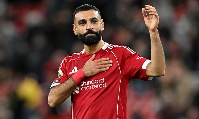 ปีหน้าค่อยไป! คาร์ร่าเร้า ‘บังโม’ อยู่จบซีซั่นอำลาหงส์ยิ่งใหญ่