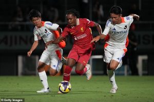 ไม่ต้องชดเชย..’มอร์รัล’ ยกเลิกสัญญาหงส์เตรียมไปลีดส์