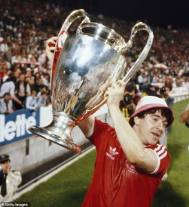 RIP…’โรเบิร์ตสัน’ ปีกเจ้าป่าชุดแชมป์ยุโรป