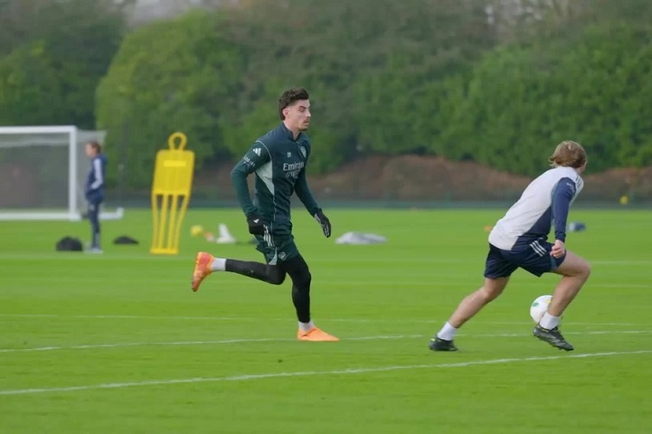 ปืนยิ้ม ‘ฮาแวร์ตซ์’ หวนซ้อมกับทีมแล้ว