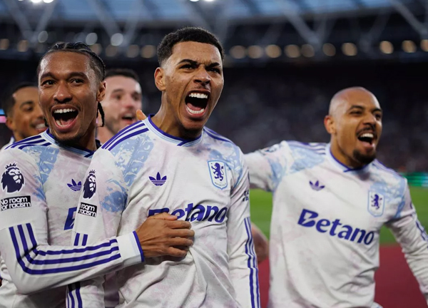 นัดหน้าเจอผี! ยักษ์เดนส์ซูฮก ‘วิลล่า’ ทีมลุ้นแชมป์