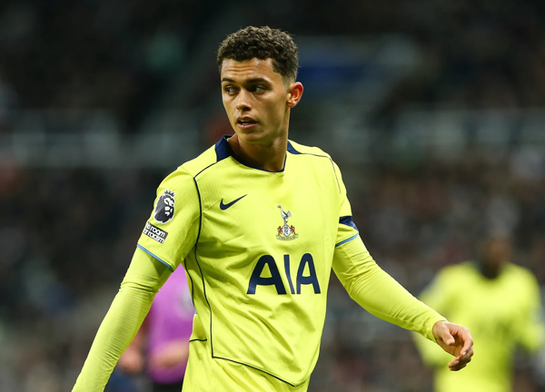 พาเลซเล็ง ‘จอห์นสัน’ เพิ่มอ็อปชั่นแนวรุก