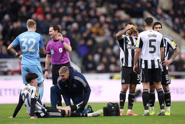 ‘ฮาว’ กุมขมับ ‘ลิฟราเมนโต้’ อาการไม่ดี