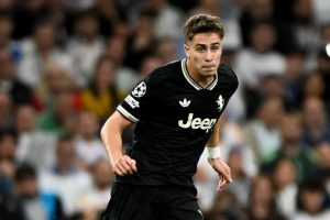 ครอบครัว ‘ยิลดิซ’ ถึงอิตาลีรอถกสัญญาม้าลาย