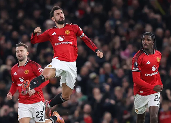 แฟนบอลรับได้?! ‘เนฟ’ ชมผีเล่นเร้าใจแม้หลุดเสมอ