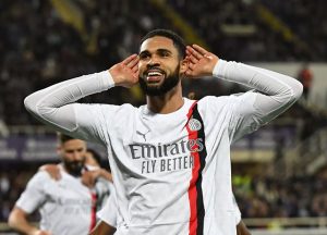 ปูดเบซิคตัสเล็ง ‘ชีค’ เสริมแดนกลาง