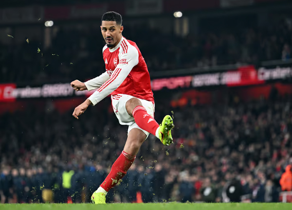 ตำนานปืนซูฮก ‘ซาลิบา’ แท็คเกิ้ลสำคัญช่วยทีมเข้ารอบ