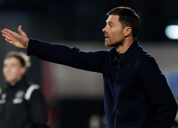 ‘คุณชาย’ ไม่เซอร์ไพรส์ราชันลุ้นเหนื่อยชนะรองบ่อน