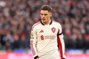 พี่คนนี้ให้บอลแม่น! คาร์ร่าอวย ‘เวียร์ตซ์’ มีแววเป็น KDB คนใหม่