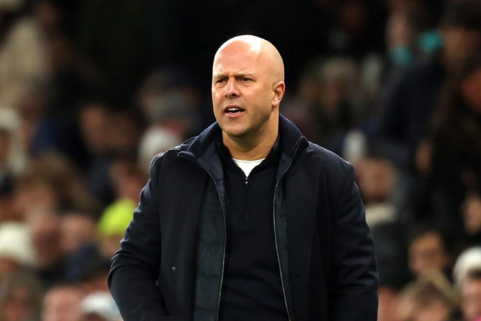 โดนบุกซะงั้น… ‘สล็อท’ รับนึกว่า ‘หงส์’ เหลือ 9 คน