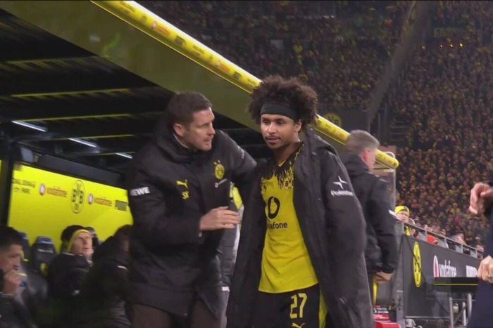 เสือเหลืองปรับเงิน ‘อเดเยมี่’ ฉุนหลังโดนเปลี่ยน