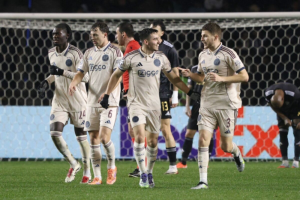 อาแย็กซ์ซิวคาราบัก 4-2, เรือดำน้ำแพ้โคเปน 3-2…สรุปผลUCL