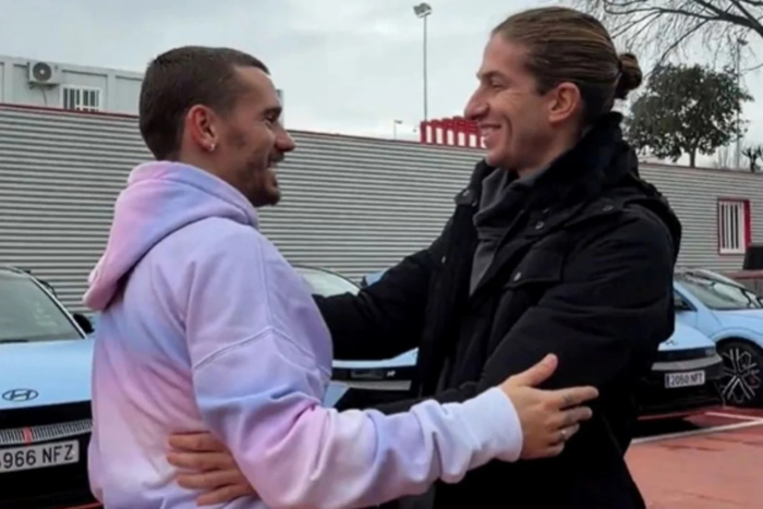 ตัวแทนโชโล่? ‘หลุยส์’ หวนเยี่ยมสนามซ้อม ‘ตราหมี’