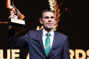 ‘โปเยต์’ ลาออกหลังพา ‘ชนบุค’ คว้าดับเบิ้ลแชมป์