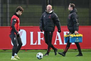 หงส์ไร้ ‘กัคโป,เคียซ่า’ เยือนงู, บาร์ซ่าโล่ง 3 แข้งพร้อมเจอแฟรงเฟิร์ต…ปรีวิว UCL