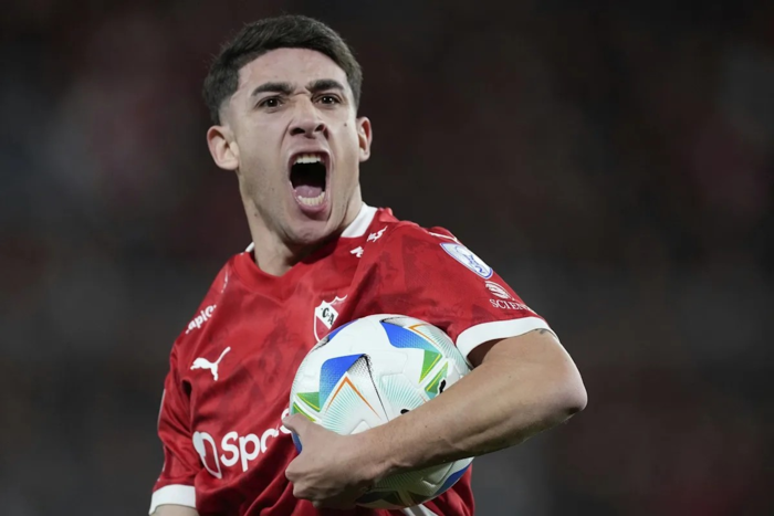 ‘มอนเทียล’ ตีลังกายิงไกลได้ ‘ปุสกัส อวอร์ด’