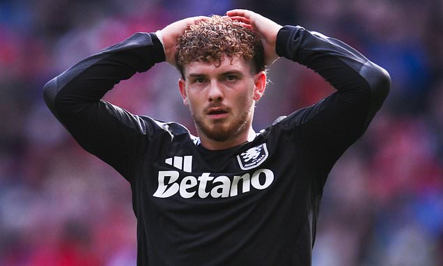 สมิธรับอยากดึง ‘เอลเลียตต์’ ช่วยงานชาร์ล็อตต์