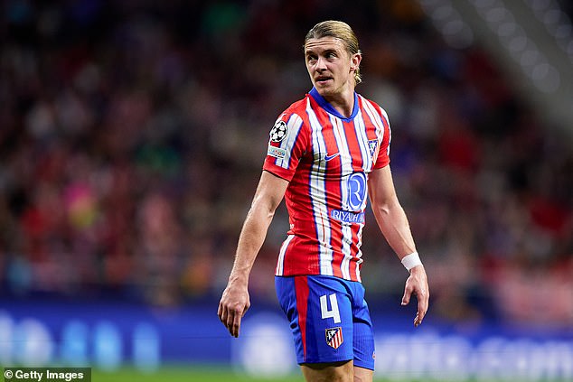 สเปกอูไน! วิลล่าสนคว้า ‘กัลลาเกอร์’