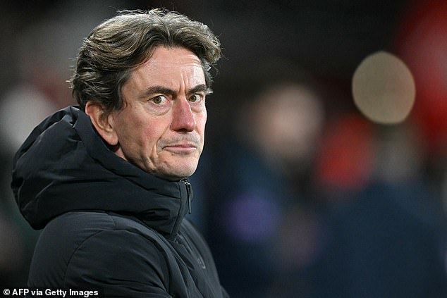 ‘แฟร้งค์’ ให้คำมั่น! ทุ่มสุดตัวพาไก่ซิวเอฟเอคัพ