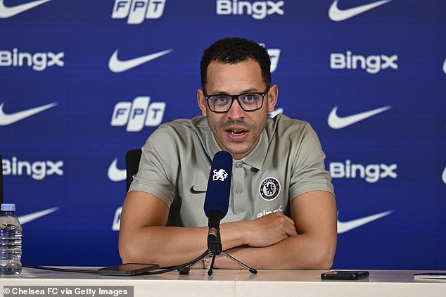 เอเนอร์จี้โคตรดี! ‘โรซีเนียร์’ หวังได้เวลาเหมือน ‘พี่ต้า’