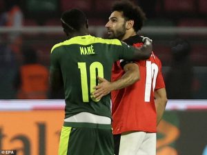 เพื่อนเก่า! ‘มาเน่’ หยอด ‘บังโม’ แข้งหัวแถวของโลก