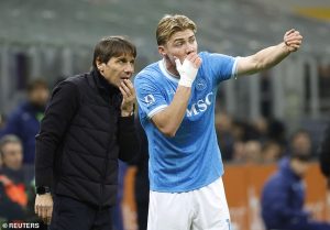 อย่าหาว่าสอน! ‘น้าคอน’ เหน็บ ‘ริม’ โค้ชไม่เป็น