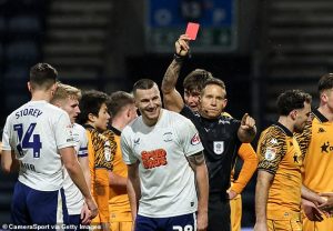 เพิ่งพ้นแบนมา! ไล่ ‘หอกเปรสตัน’ เฮ้ดบัตต์แข้งฮัลล์