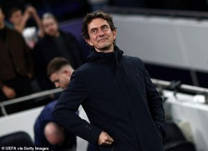 เจ็บไม่พัก! ‘แฟร้งค์’ ตัดพ้อไก่โดนเล่นของ