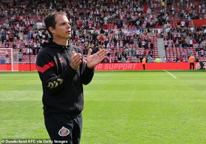 อีก 10 แต้ม! ‘เลอ บริส’ เตือนแมวดำยังไม่ปลอดภัย