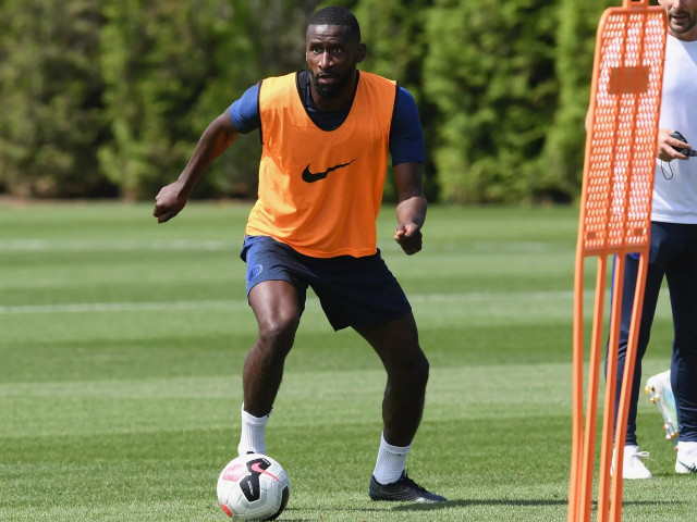 ราชันยวบอีก ‘รูดิเกอร์’ เจ็บเข่าส่อวืดเจอตราหมี