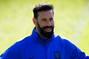 ‘รุด’ หวนช่วยกังหันจอยทีมงาน ‘คูมัน’