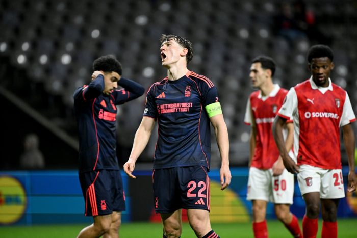 เยตส์OG! กิบส์ไวท์พลาดโทษ ‘เจ้าป่า’ พ่ายบราก้า 1-0