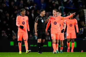 ‘เฟรงกี้’ โอดเปาทดน้อยเกิน-ไม่รับฟังกัปตันทีม